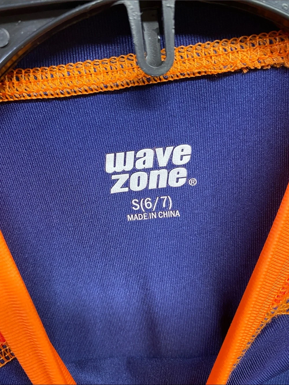 Wave Zone Kids Navy and Orange Short-Sleeve Rash Guard Swim Shirt Size 6-7
